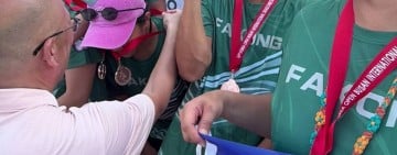 貓公龍舟隊揚威韓國釜山 一金一銅划出豐濱國際佳績